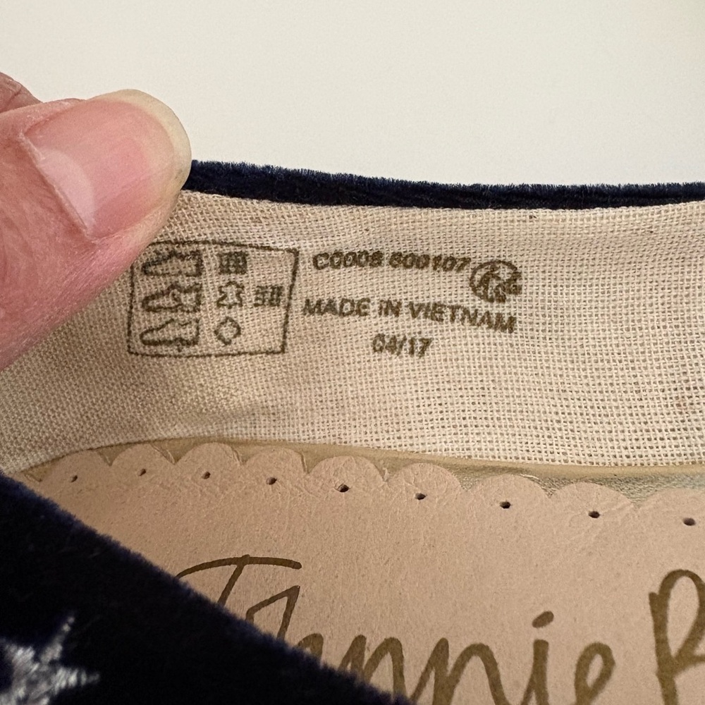 Mini Boden Johnnie B Navy Velvet Star Ballet Flats Girls Size EU 33 / US Kids 2 - Picture 5 of 6
